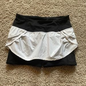 Lululemon Black and White Speedsquad Running Skirt